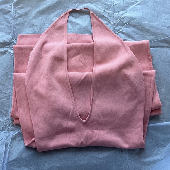 HOUSE OF CB 'Camelia' Apricot Pink Plunge Maxi Dress - Picture 7 of 10